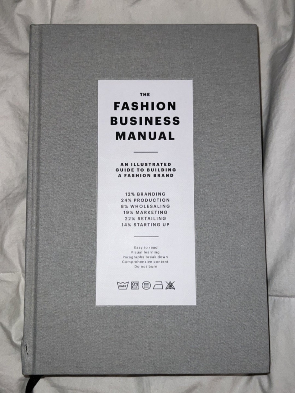 The Fashion Business Manual: All Illustrated Guide to Building a Fashion
